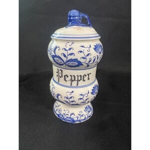 Vintage Made in Japan Blue‎ & White Pepper Shaker Blue Onion Retro Kitchen Spice